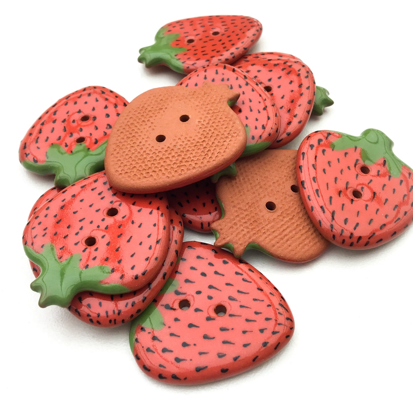 Strawberry Button - 1 1/8" x 1 3/8"